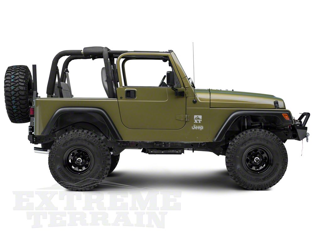 Mammoth 8 Steel 15x10 Wheel and Mickey Thompson Baja MTZ 33X12.50R15 Tire Kit (87-06 Jeep Wrangler YJ & TJ)
