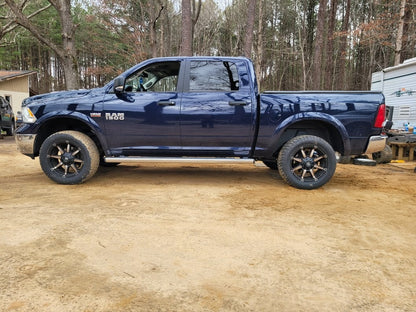 RAM Licensed by Mammoth 3-Inch Front / 2-Inch Rear Leveling Kit (09-18 4WD RAM 1500 w/o Air Ride)
