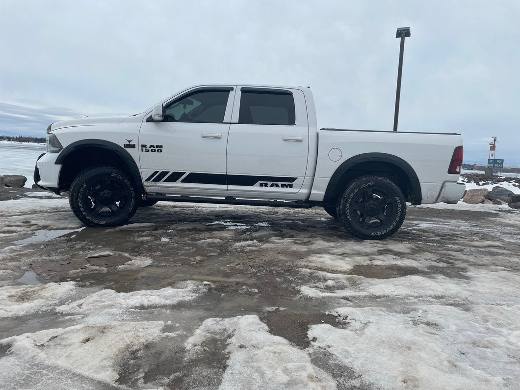 RAM Licensed by Mammoth 3-Inch Front / 1.50-Inch Rear Leveling Kit (06-18 4WD RAM 1500 w/o Air Ride, Excluding Mega Cab)