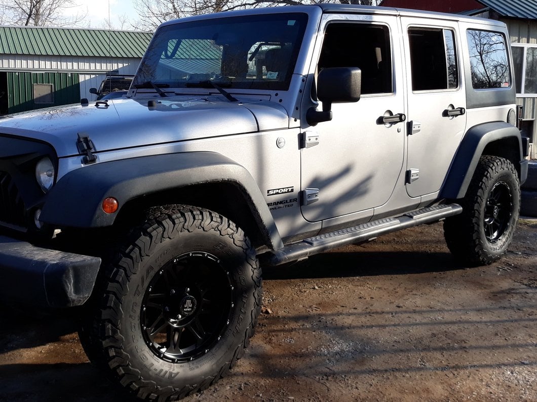 Mammoth Split 8 Simulated Beadlock Matte Black Wheel; 17x8; -6mm Offset (07-18 Jeep Wrangler JK)