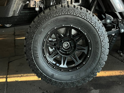 Mammoth Split 8 Simulated Beadlock Matte Black Wheel; 17x8; -6mm Offset (20-25 Jeep Gladiator JT)