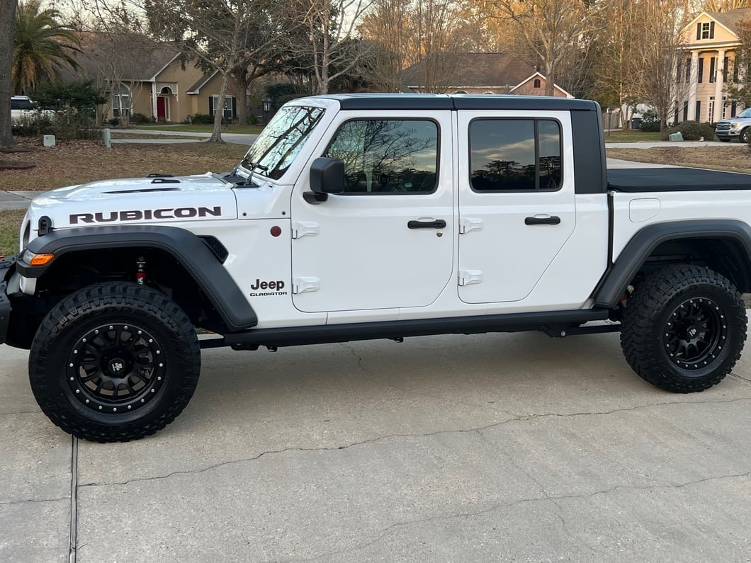 Mammoth 12 Hole Simulated Simulated Beadlock Matte Black Wheel; 17x9; -6mm Offset (20-25 Jeep Gladiator JT)