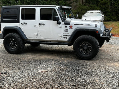 Jeep Licensed by Mammoth 3-Inch Front / 3-Inch Rear Full Lift Kit with Shock Extenders (07-18 Jeep Wrangler JK)