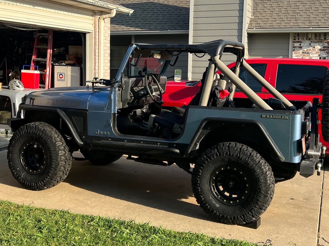 Mammoth D-Window Simulated Beadlock Matte Black Wheel; 15x8; -19mm Offset (87-95 Jeep Wrangler YJ)