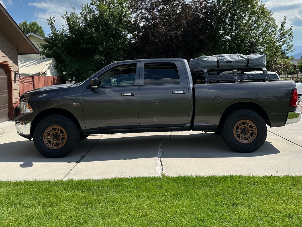Mammoth 2.50-Inch Front Leveling Kit (06-18 4WD RAM 1500)