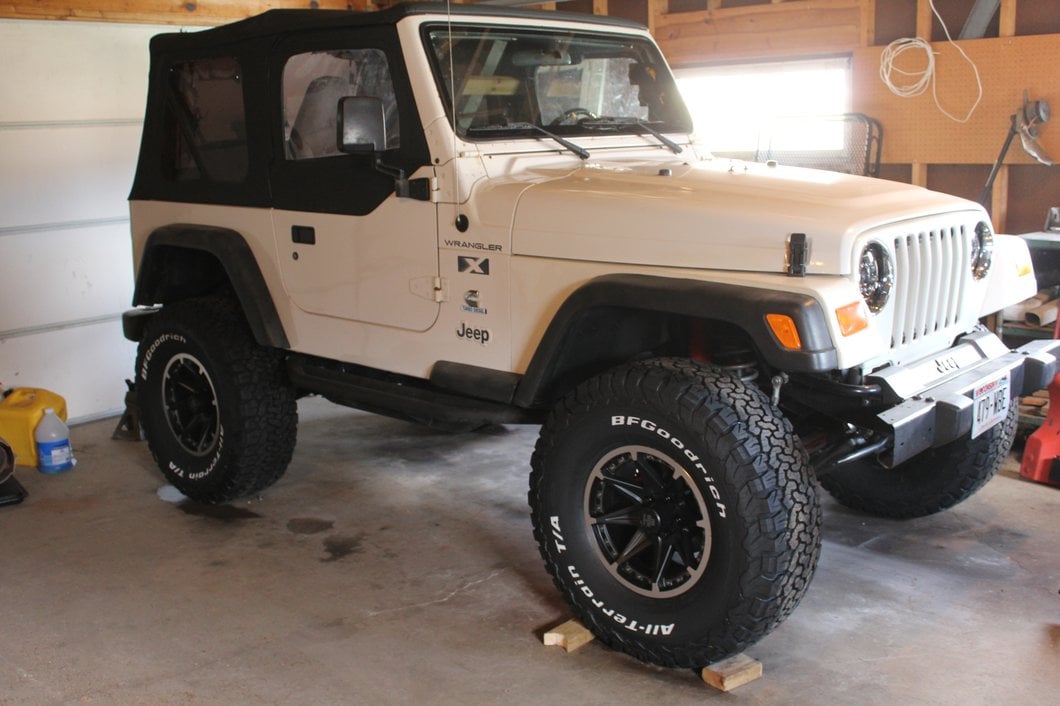 Mammoth Type 88 Black Wheel; 16x8; 0mm Offset (97-06 Jeep Wrangler TJ)