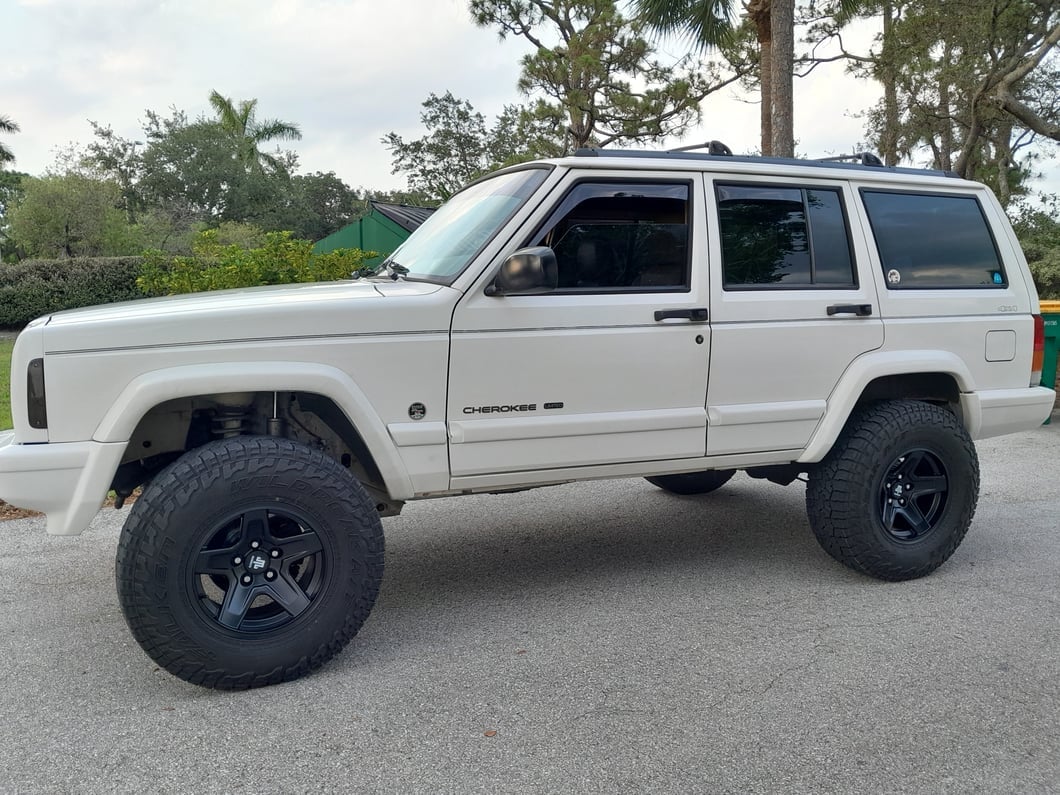 Mammoth Boulder Matte Black Wheel; 15x8; -19mm Offset (84-01 Jeep Cherokee XJ)