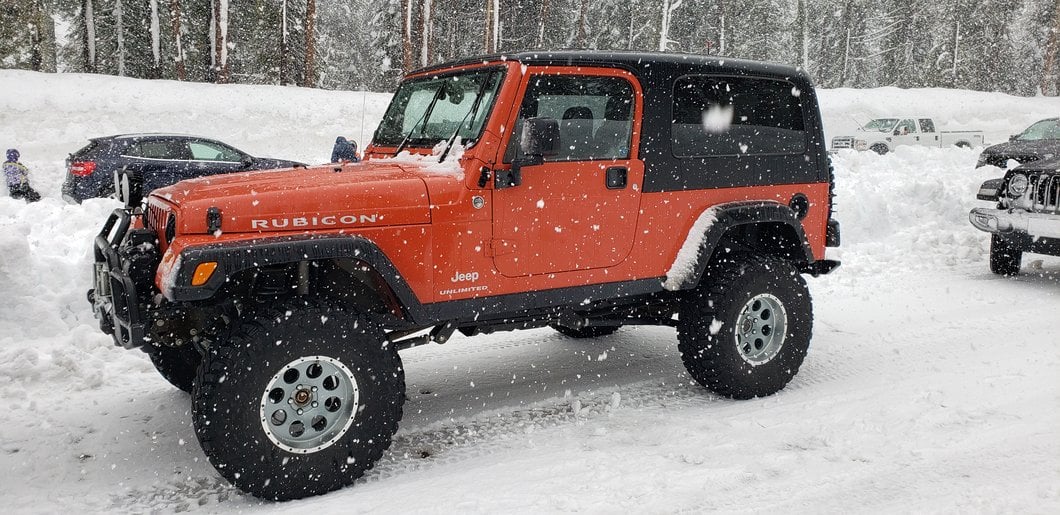 Mammoth 8 Simulated Beadlock Style Anthracite Wheel; 15x8; -19mm Offset (97-06 Jeep Wrangler TJ)