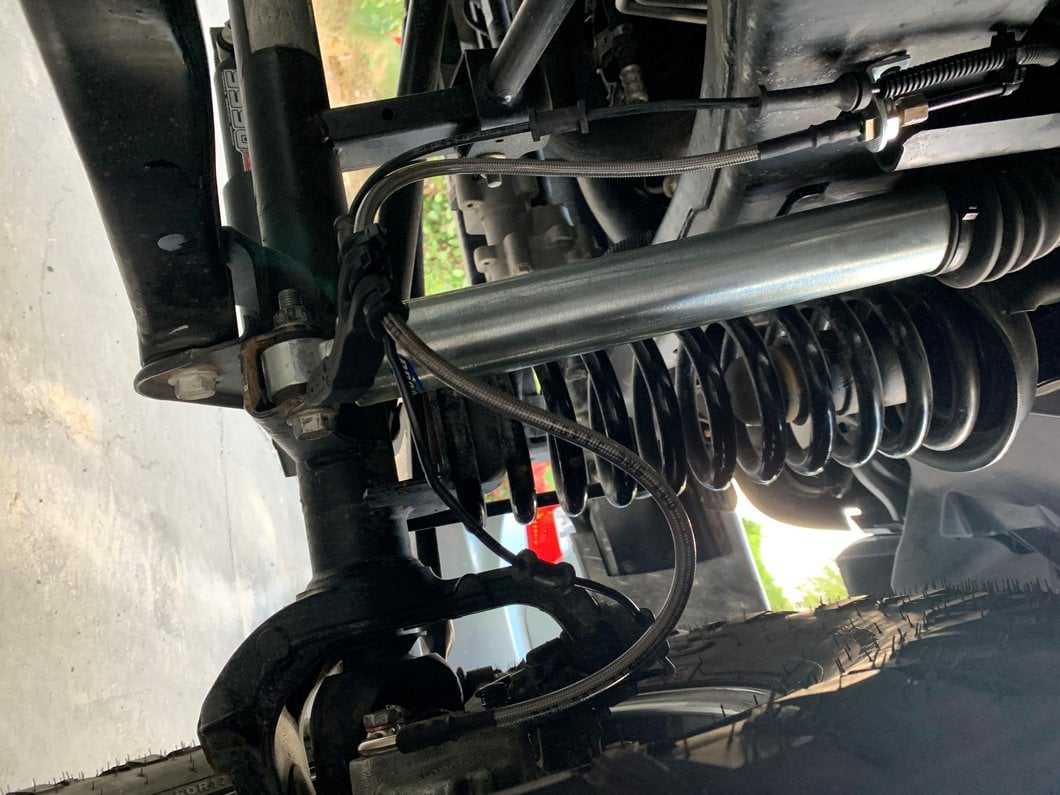 Mammoth Front Brake Line Extensions (07-18 Jeep Wrangler JK)