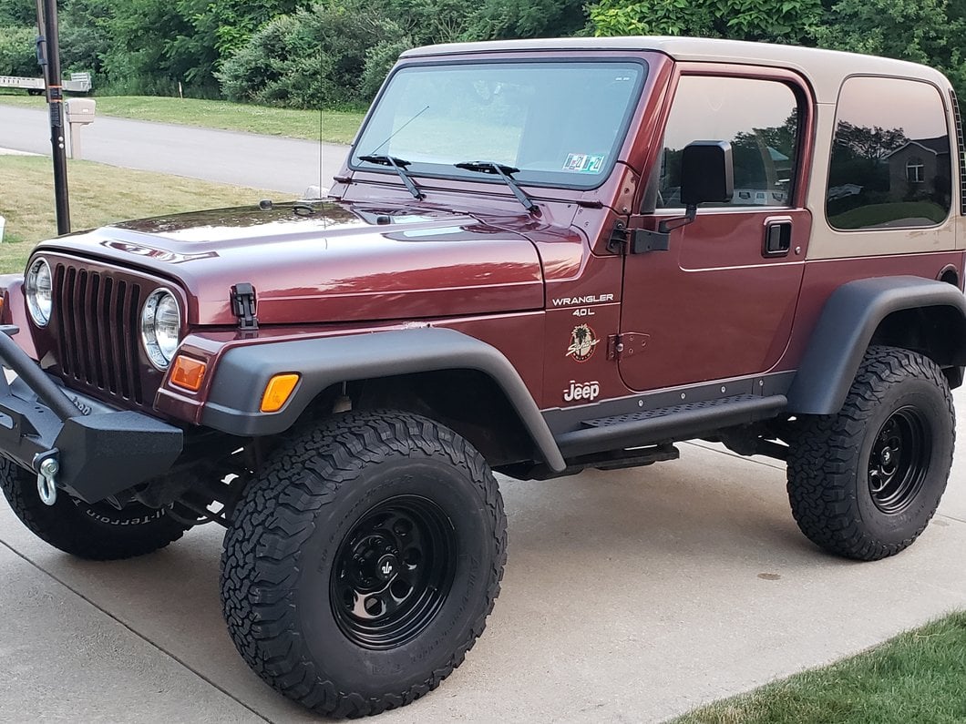 Mammoth 8 Black Steel Wheel; 15x8; -19mm Offset (97-06 Jeep Wrangler TJ)