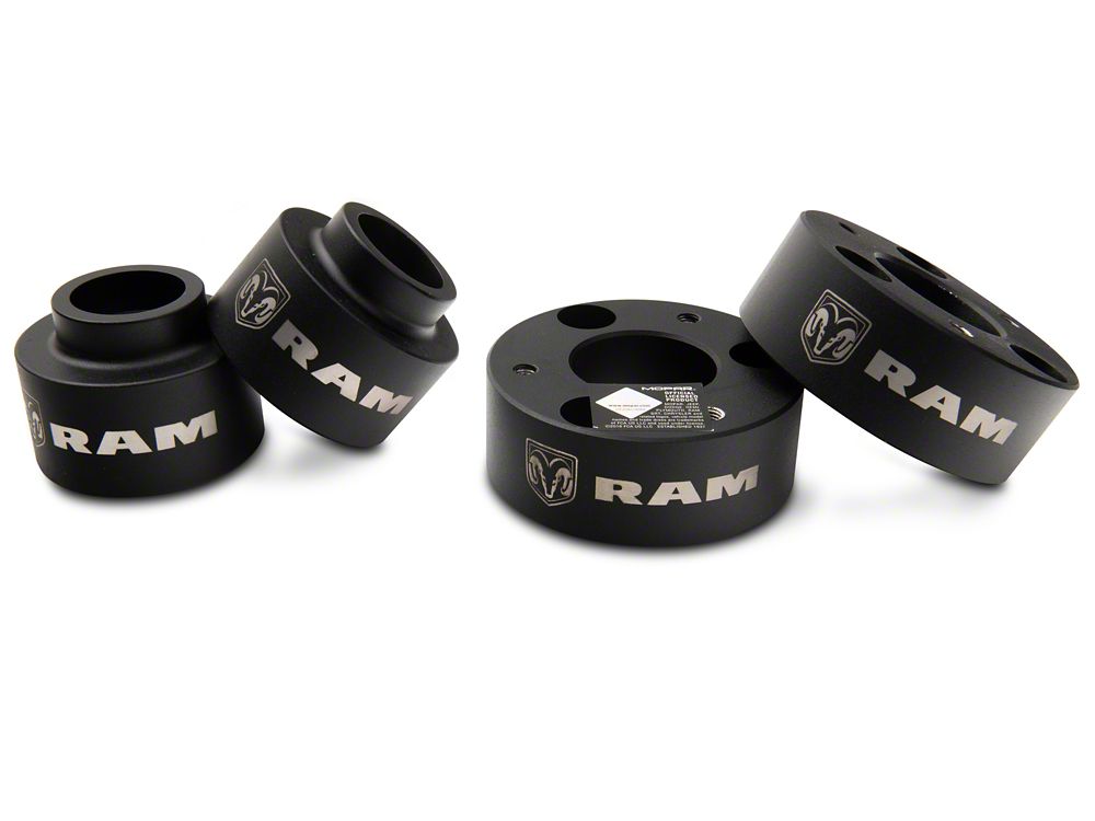 RAM Licensed by Mammoth 3-Inch Front / 2-Inch Rear Leveling Kit (09-18 4WD RAM 1500 w/o Air Ride)
